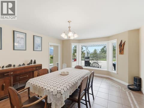Photo 21 of 855 Ross Avenue, Columbia/Duncan, Penticton