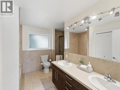 Photo 33 of 855 Ross Avenue, Columbia/Duncan, Penticton