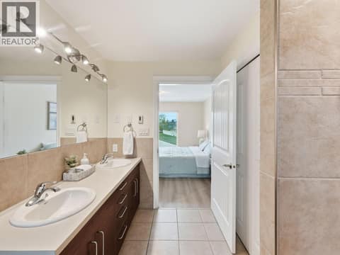 Photo 36 of 855 Ross Avenue, Columbia/Duncan, Penticton