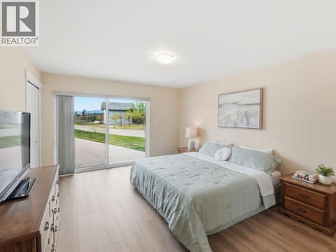 Photo 4 of 855 Ross Avenue, Columbia/Duncan, Penticton