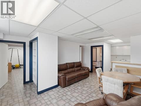 Photo 48 of 855 Ross Avenue, Columbia/Duncan, Penticton