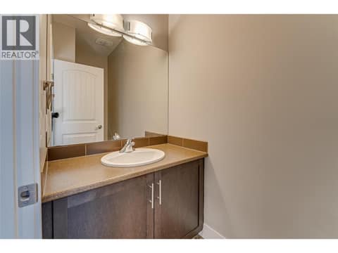 Photo 12 of 995 Mt. Ida Drive Unit# 4, Middleton Mountain Vernon