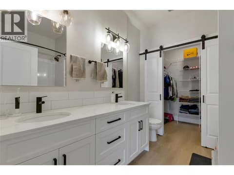 Full ensuite off the primary at 1999 15 Avenue Unit# 9, East Hill, Vernon