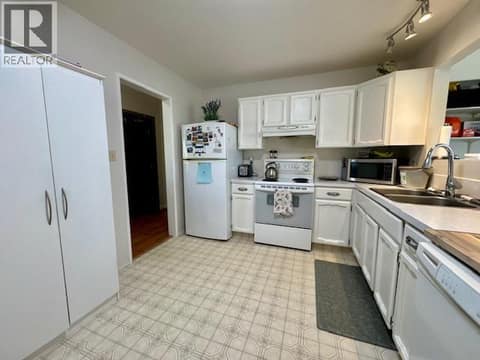 Photo 16 of 3918 13 Street, East Hill, Vernon