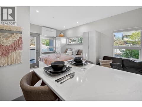 Functional kitchen with lots of storage at 2555 Lakeshore Road Unit# 114, Okanagan Landing, Vernon