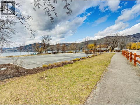 Photo 11 of 2555 Lakeshore Road Unit# 406, Okanagan Landing, Vernon