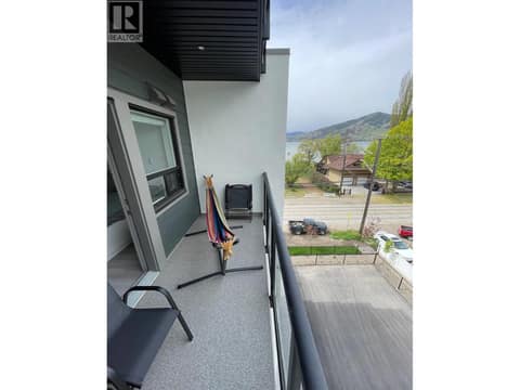 Photo 8 of 2555 Lakeshore Road Unit# 406, Okanagan Landing, Vernon