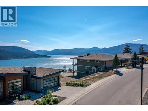 Photo 5 of 8872 Hampshire Crescent, Adventure Bay, Vernon