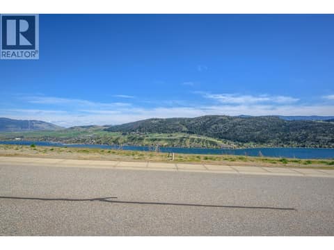 Photo 4 of 8808 TAVISTOCK Road, Adventure Bay, Vernon