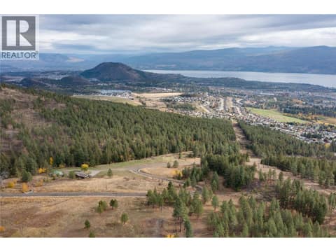 Photo 4 of 2850 Dixie Road, Smith Creek, West Kelowna