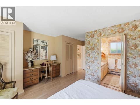 Main bedroom with ensuite at 15230 89th Street, Osoyoos Rural