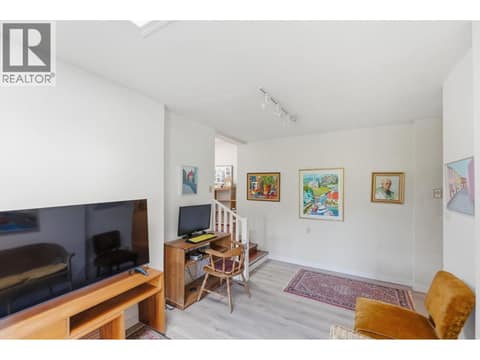 TV area at 15230 89th Street, Osoyoos Rural