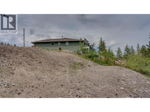 Photo 15 of 10579 Columbia Way, Okanagan North, Vernon