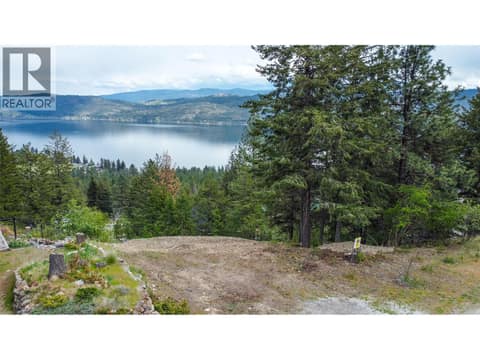 Photo 2 of 10579 Columbia Way, Okanagan North, Vernon