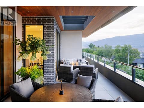 Photo 11 of 140 Oliver Place, Uplands/Redlands, Penticton