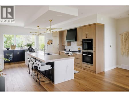 Photo 6 of 140 Oliver Place, Uplands/Redlands, Penticton