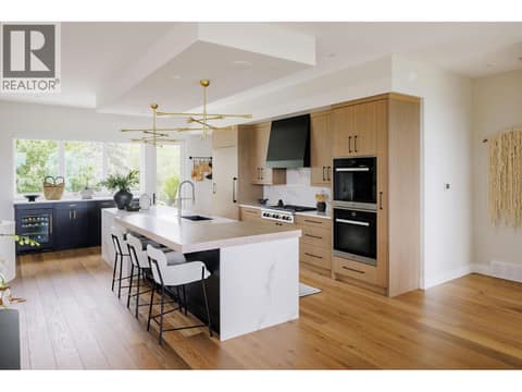Photo 6 of 140 Oliver Place, Uplands/Redlands, Penticton