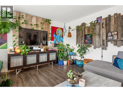 Photo 13 of 3521 Dunbarton Road, Glenrosa, West Kelowna
