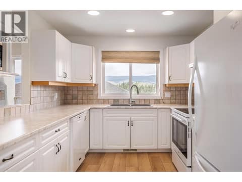 Photo 11 of 2325 Silver Place Unit# 24 Lot# 24, Dilworth Mountain, Kelowna