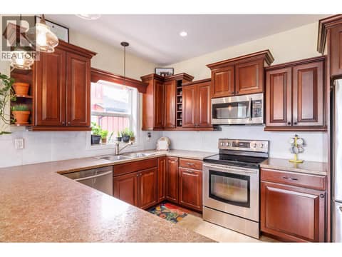 Photo 9 of 120 Deer Street, Okanagan North, Vernon