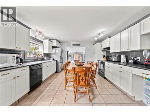Photo 4 of 3381 Trinity Valley Road, Enderby / Grindrod