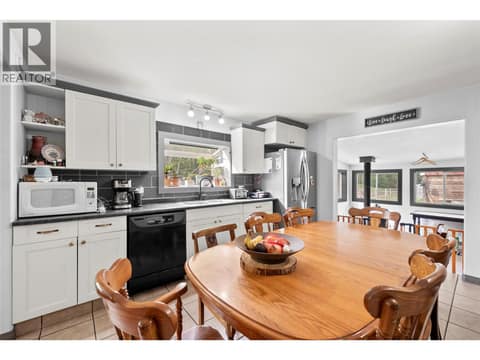 Photo 6 of 3381 Trinity Valley Road, Enderby / Grindrod