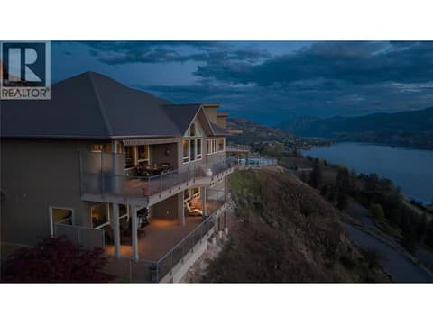 Photo 3 of 166 Vintage Boulevard, Eastside/Lkshr Hi/Skaha Est, Okanagan Falls