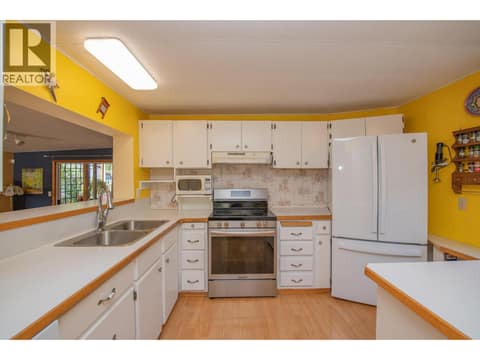 Photo 13 of 15401 Kalamalka Road Unit# 321, Mun of Coldstream, Vernon