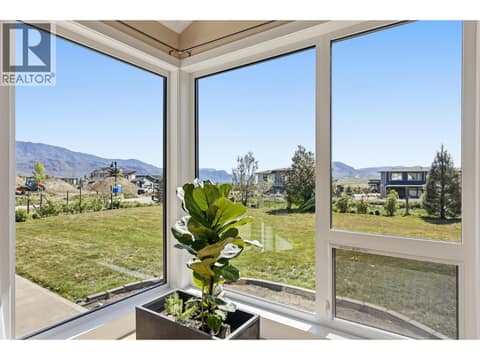 Photo 24 of 213 RUE CHEVAL NOIR, Tobiano, Kamloops