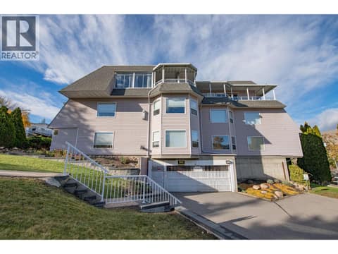 #309 Top floor Corner Unit at 3929 22 Avenue Unit# 309, Mission Hill, Vernon
