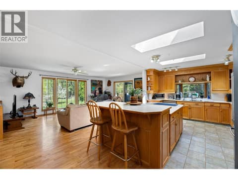 Photo 9 of 9792 MEADOW Road, Red Lake, Kamloops