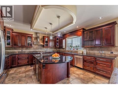 Photo 12 of 2377 WILTSE Drive, Wiltse/Valleyview, Penticton