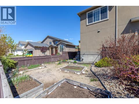 Photo 4 of 2377 WILTSE Drive, Wiltse/Valleyview, Penticton
