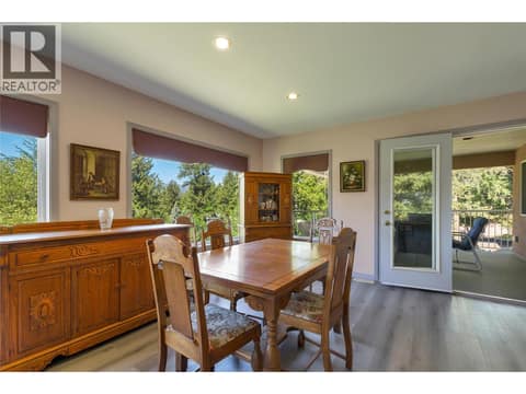 Photo 10 of 35 Peregrine Way, Adventure Bay, Vernon