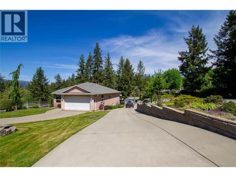 Photo 2 of 35 Peregrine Way, Adventure Bay, Vernon