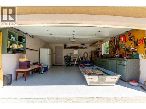 Photo 28 of 35 Peregrine Way, Adventure Bay, Vernon