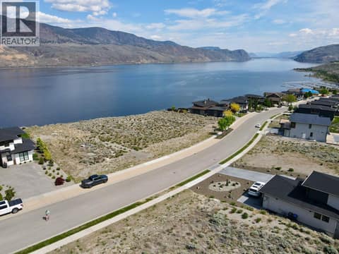 Photo 3 of 292 Holloway Drive, Tobiano, Kamloops