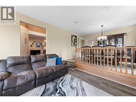 Photo 13 of 3257 JUNIPER Drive, Naramata Rural