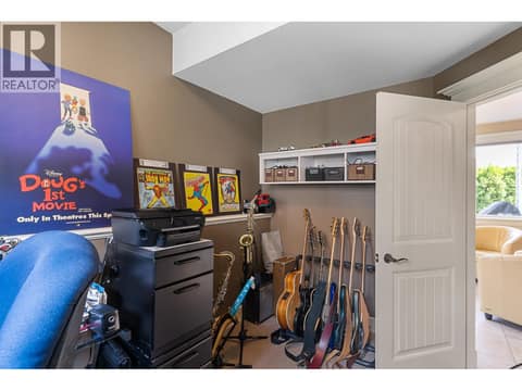 Photo 20 of 1011 Foothills Court, Foothills, Vernon