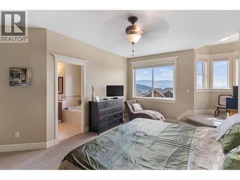 Photo 25 of 1011 Foothills Court, Foothills, Vernon