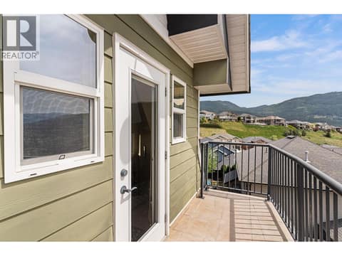Photo 39 of 1011 Foothills Court, Foothills, Vernon