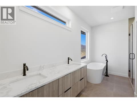 Photo 34 of 38 RUE CHEVAL NOIR Unit# 327, Tobiano, Kamloops