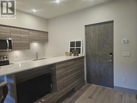Photo 11 of 2555 Lakeshore Road Unit# 119, City of Vernon