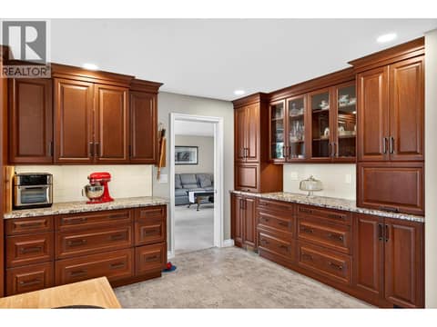Photo 12 of 1544 Woodridge Road, Crawford Estates, Kelowna