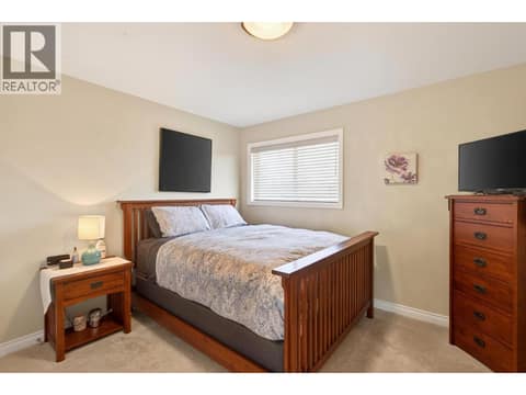 Photo 18 of 1544 Woodridge Road, Crawford Estates, Kelowna