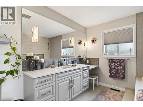 Photo 20 of 1544 Woodridge Road, Crawford Estates, Kelowna