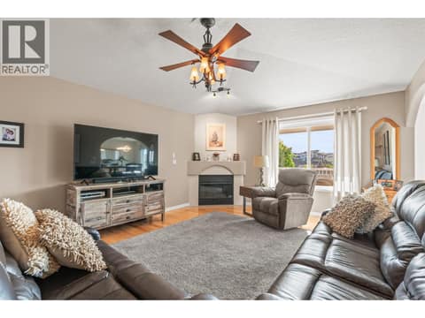 Photo 5 of 938 Mt Bulman Drive, Middleton Mountain Vernon