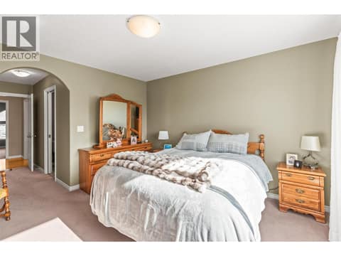 Main Floor Master at 938 Mt Bulman Drive, Middleton Mountain Vernon