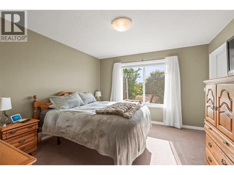 Main Floor Master at 938 Mt Bulman Drive, Middleton Mountain Vernon