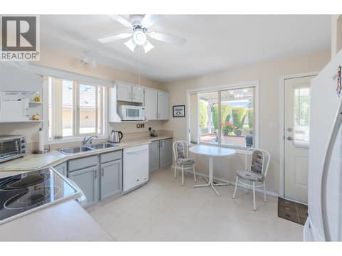 Photo 13 of 1634 Carmi Avenue Unit# 105, Columbia/Duncan, Penticton